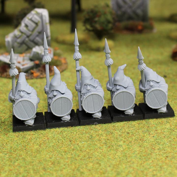 Dwarf Rangers with spears